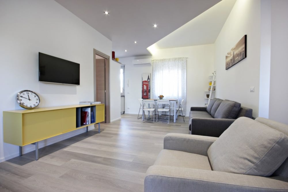 Wonder Penthouse Attic