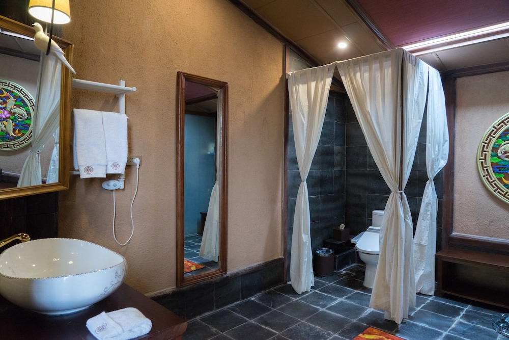 Buddhahood & Lotus Villa