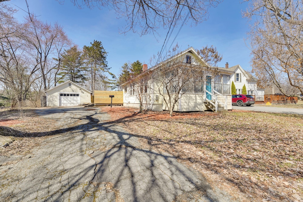 2 Mi to Colby College: Peaceful Home in Waterville