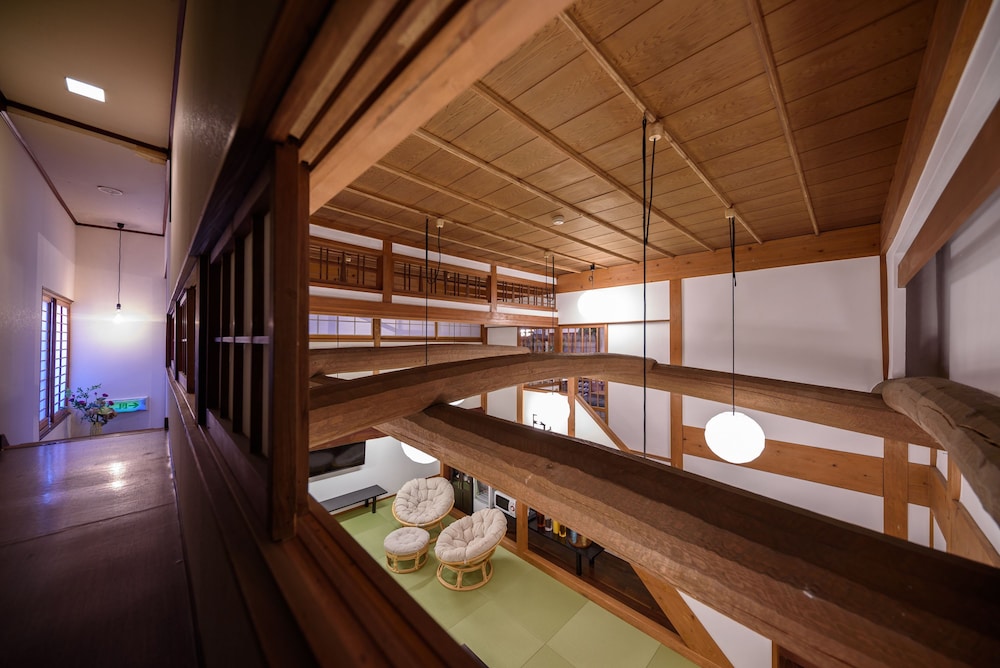 Yufuin Ryokan Okaeri