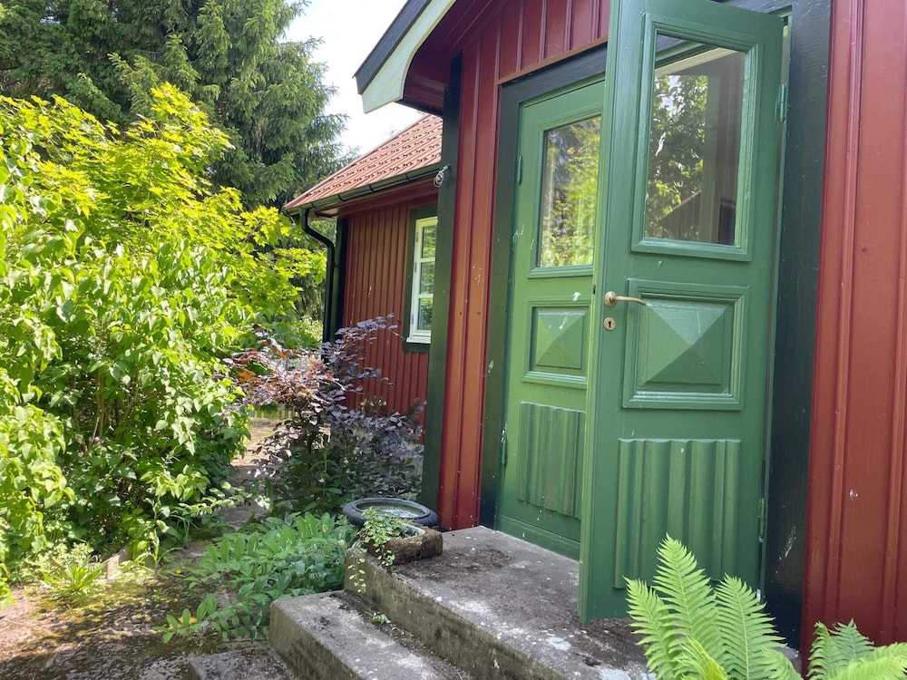 Semi-detached House 210m From Beach
