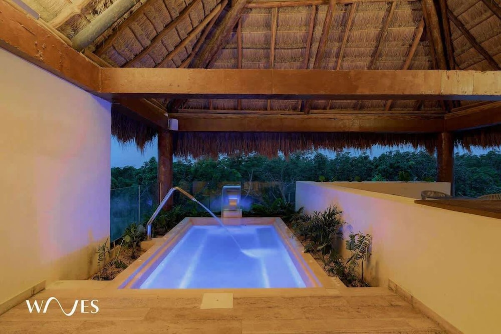Premium Apartment W/private Pool & Garden