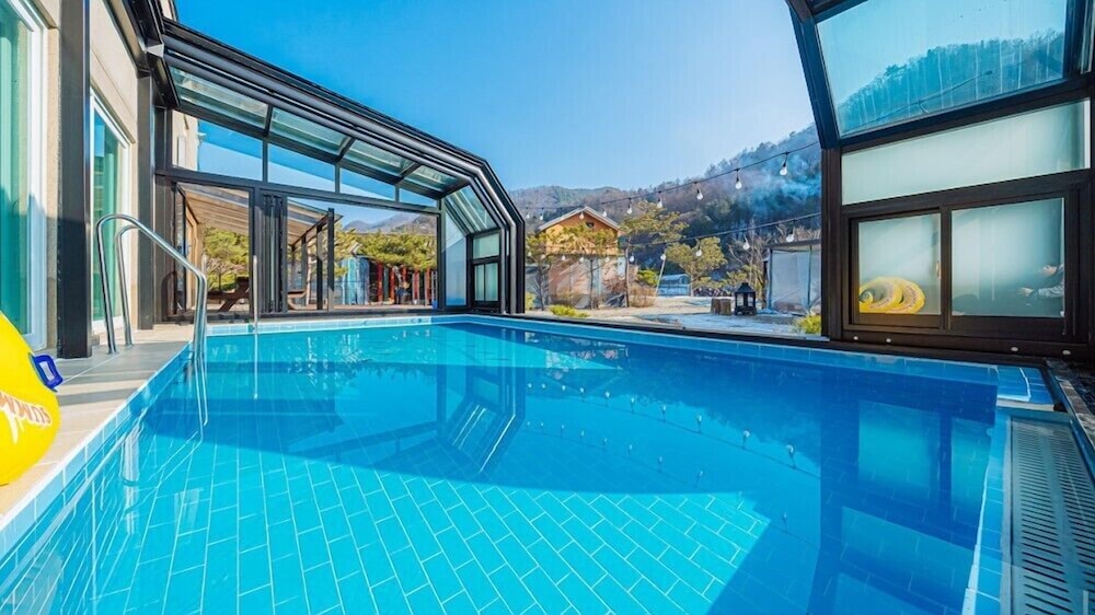 Romain Pension view 2