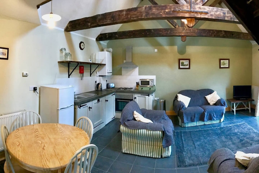 Hillcrest Barn view 4