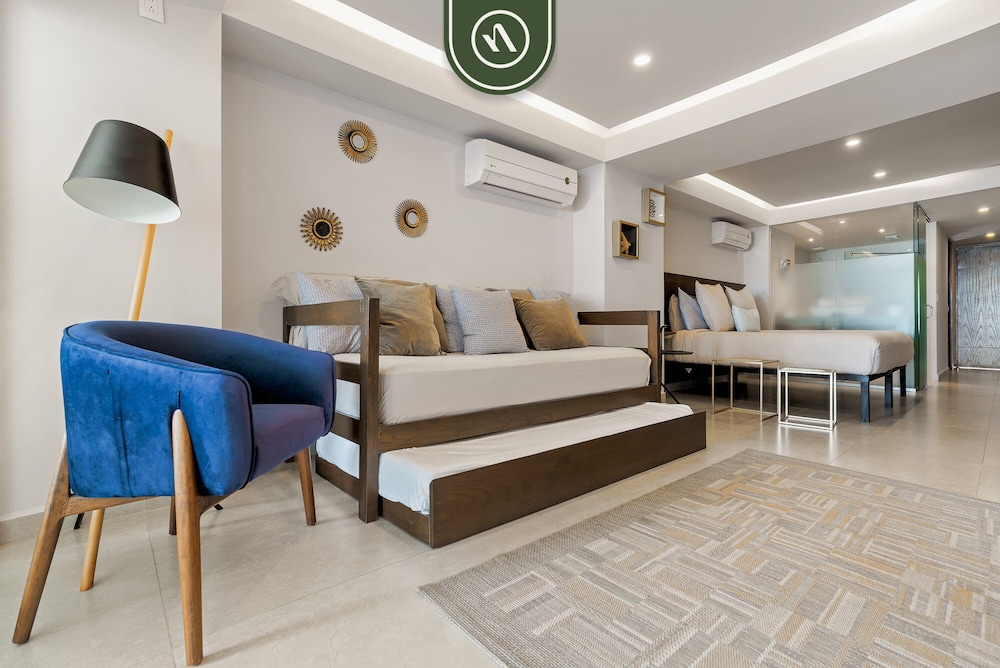 Harbor 171 by Naya Homes