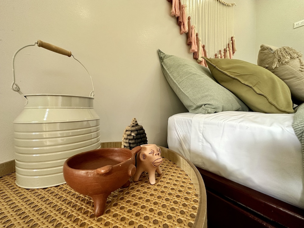 Almendros Eco-Villas