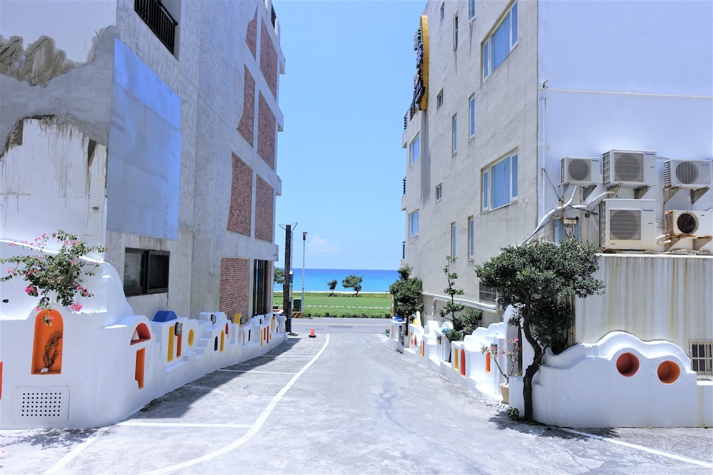 Meet Kenting