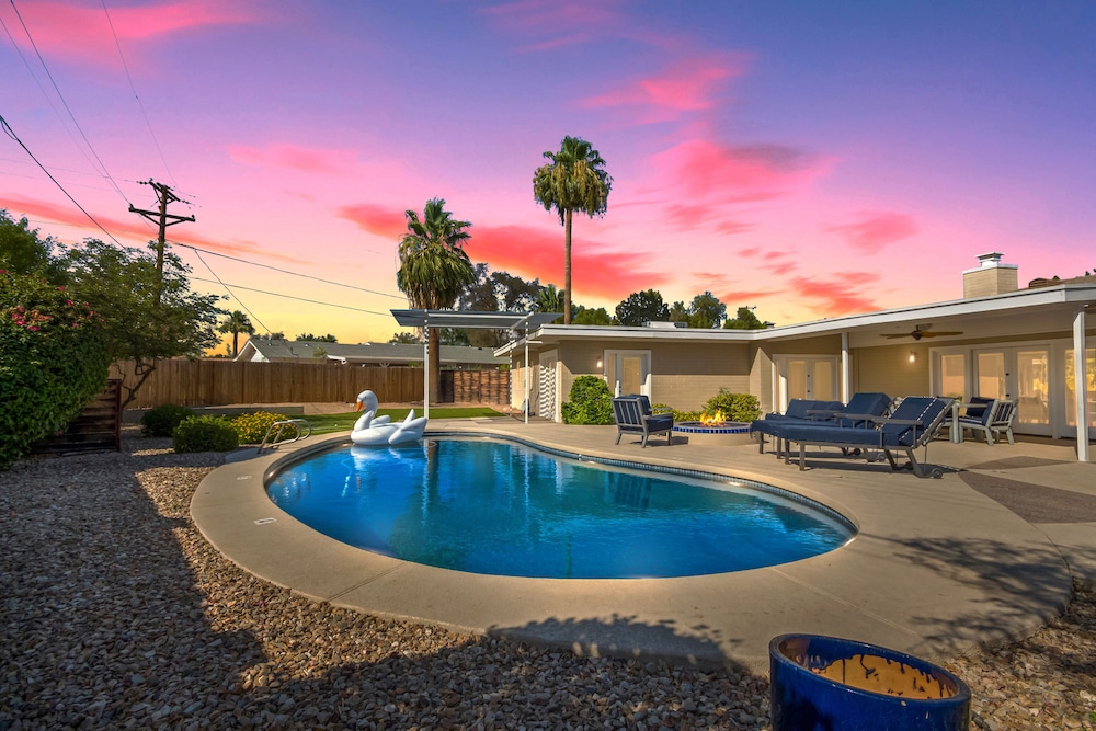 Mountain Serenity-pool & Putting Green-in Old Town