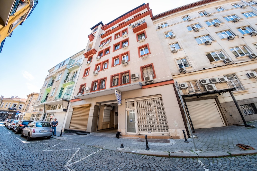 Hotel Sofia Life Apartments - Image 1