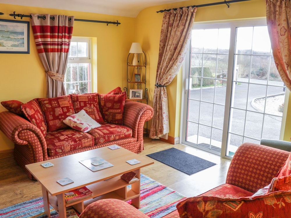 Ellen's Cottage view 4