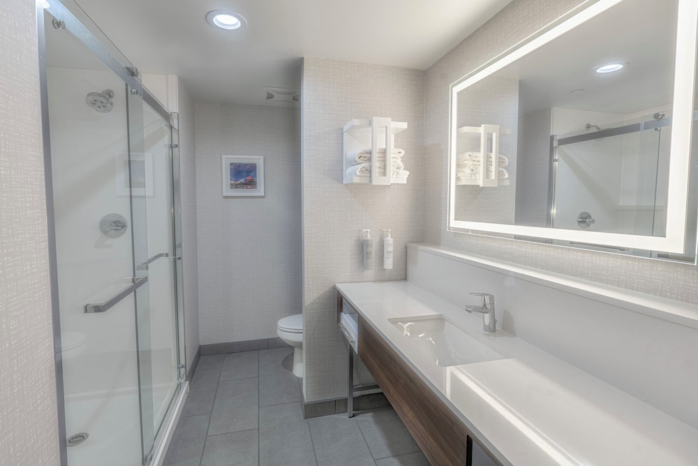Hampton Inn By Hilton Santa Clarita-Valencia