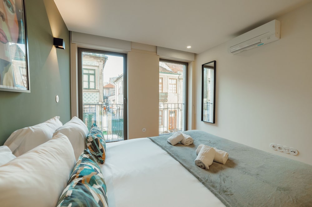 Gaia Premium B Apartment by Vacationy