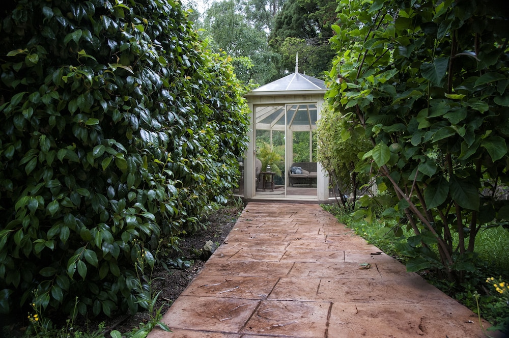 Aquila Nova Retreat