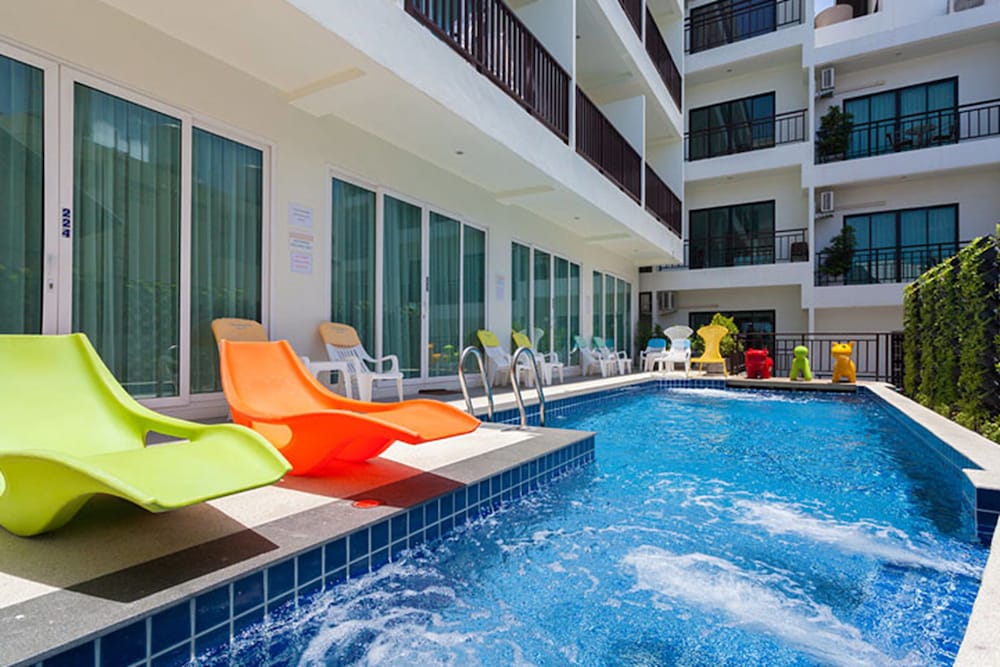 Hotel The Frutta Boutique Patong Beach - Image 1