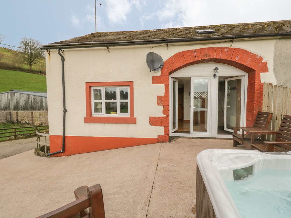 Bleng Barn Cottage