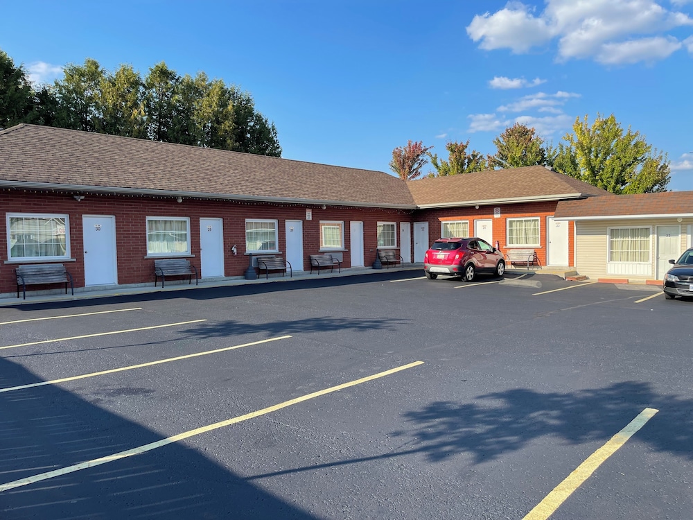 WAYFARE MOTEL
