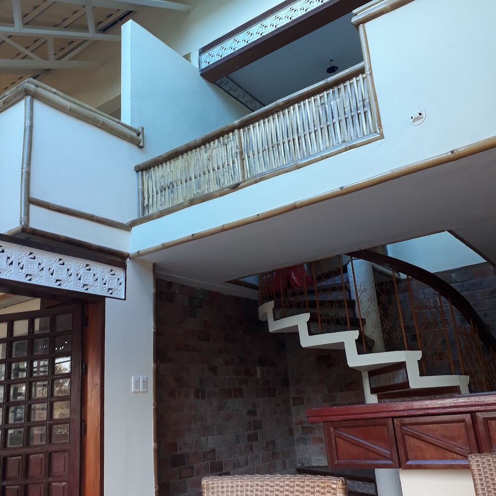 Bahay Isla Sanctuario