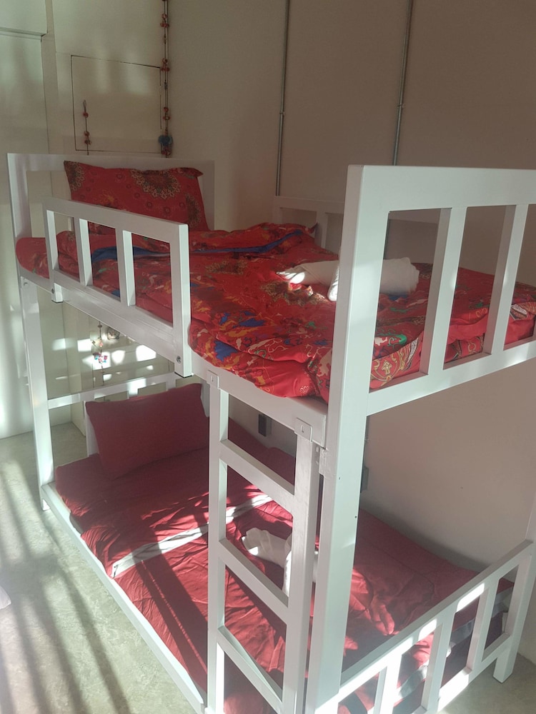 Nan De Panna Riverside Homestay