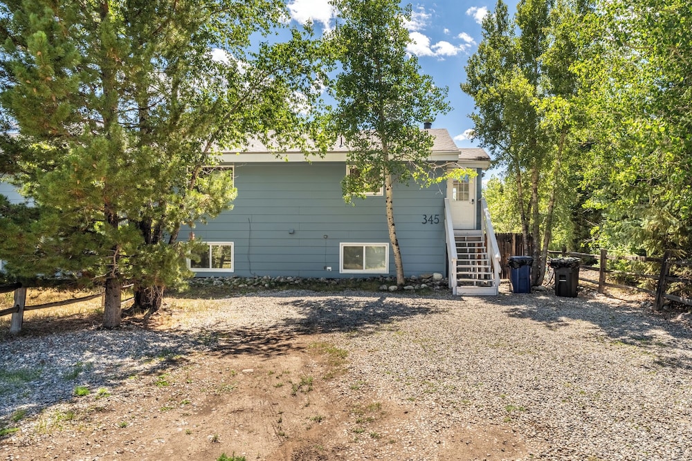 345 Rainbow Court