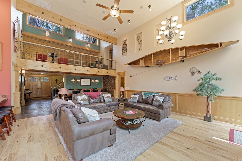 4 Red Fir 6 Bedroom Home
