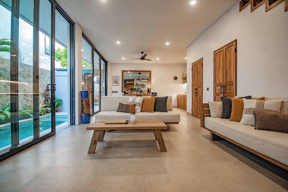 Sister Suites