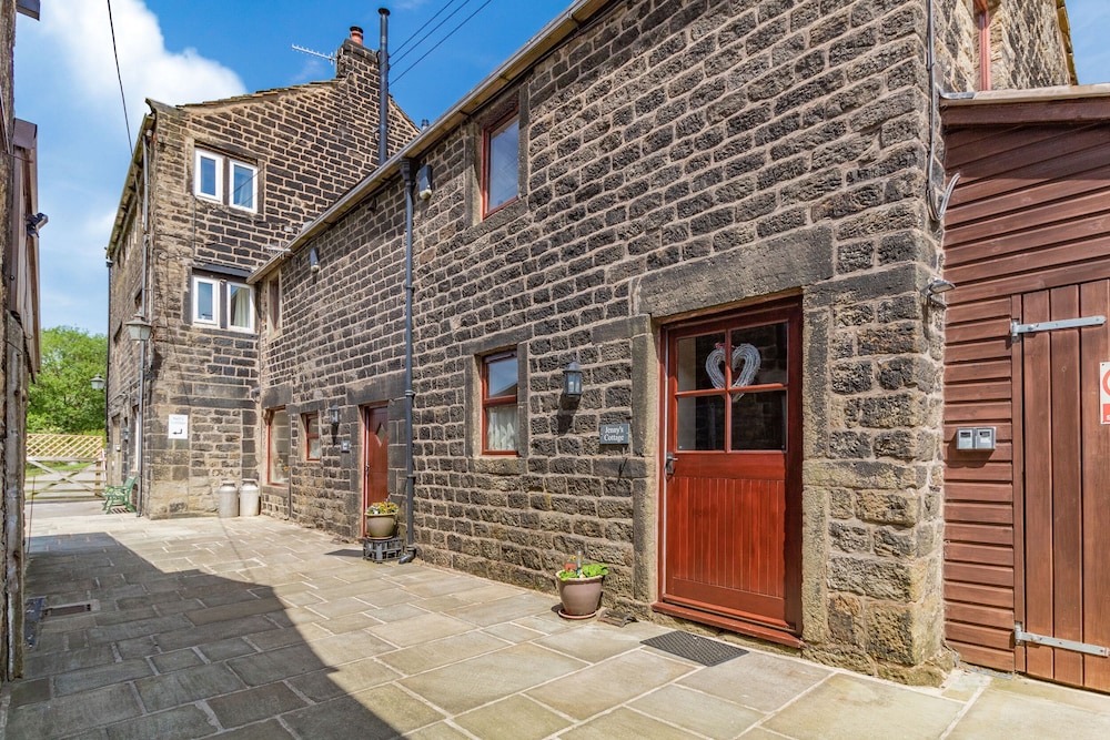 Jenny's Cottage