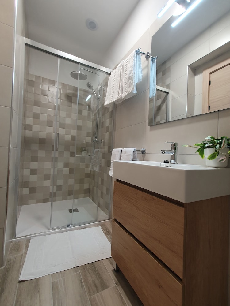 Sella Rooms