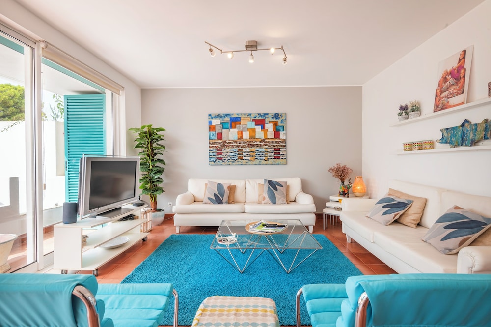 Sunny 5BR Villa at Prainha Club
