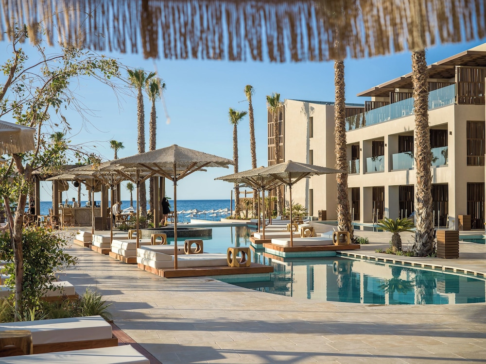 Nalu Resort & Spa