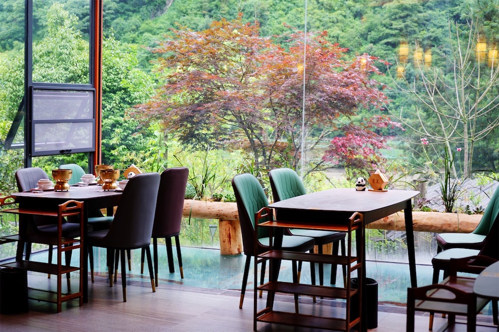 Summergarden Hotel