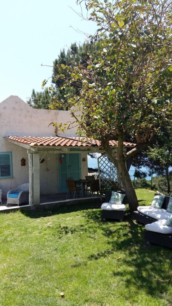 Maison Sainte Marie Holiday Accomodation view 3