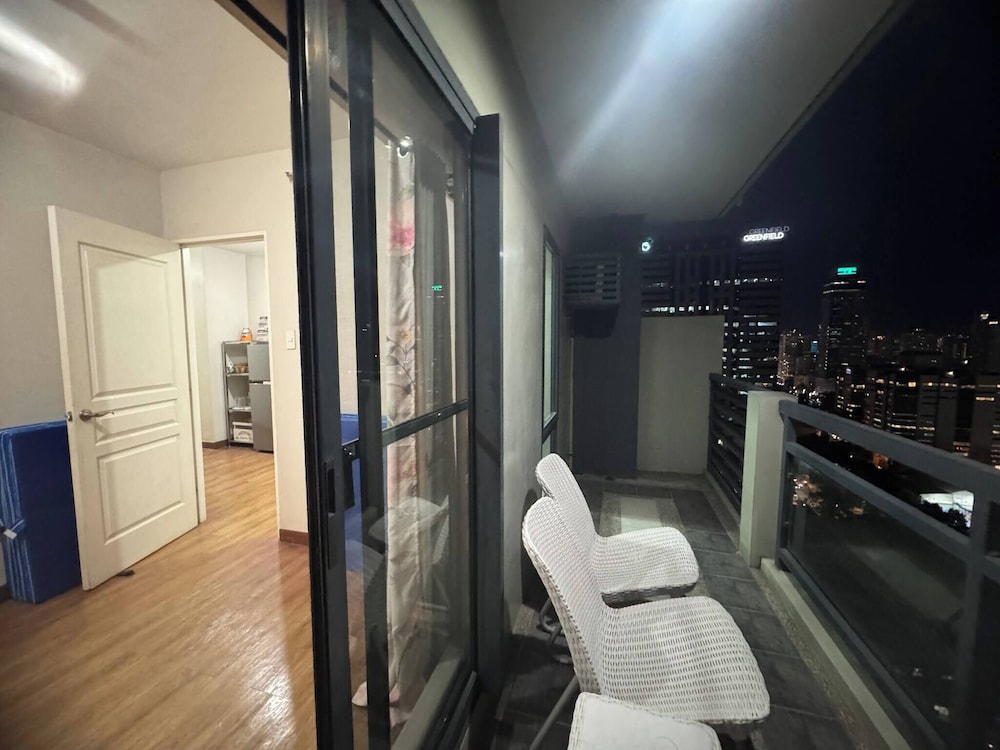 Flair Towers Condo Near MRT Bonifacio and Shaw Within Greenfields
