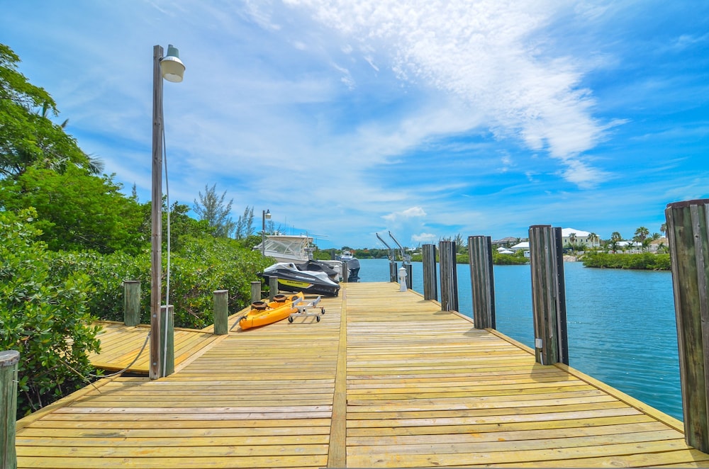 Villa B by the Sea in Nassau