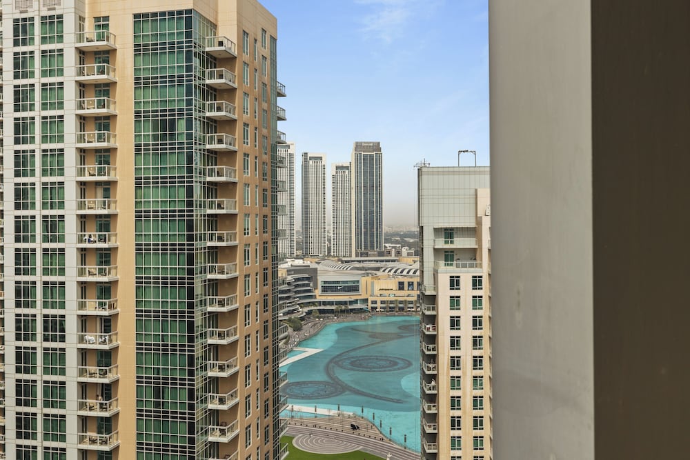 29 Boulevard 2br Suites - Fountain View