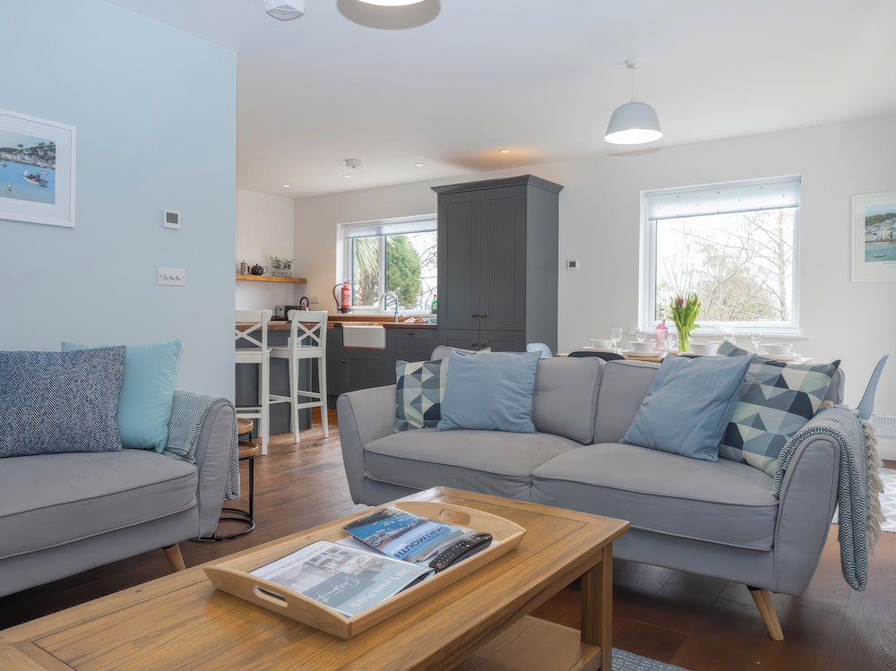 38 Venn Park