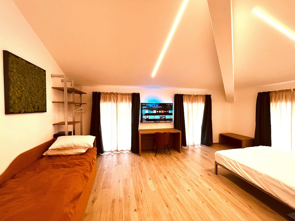 5 Terre hub suite