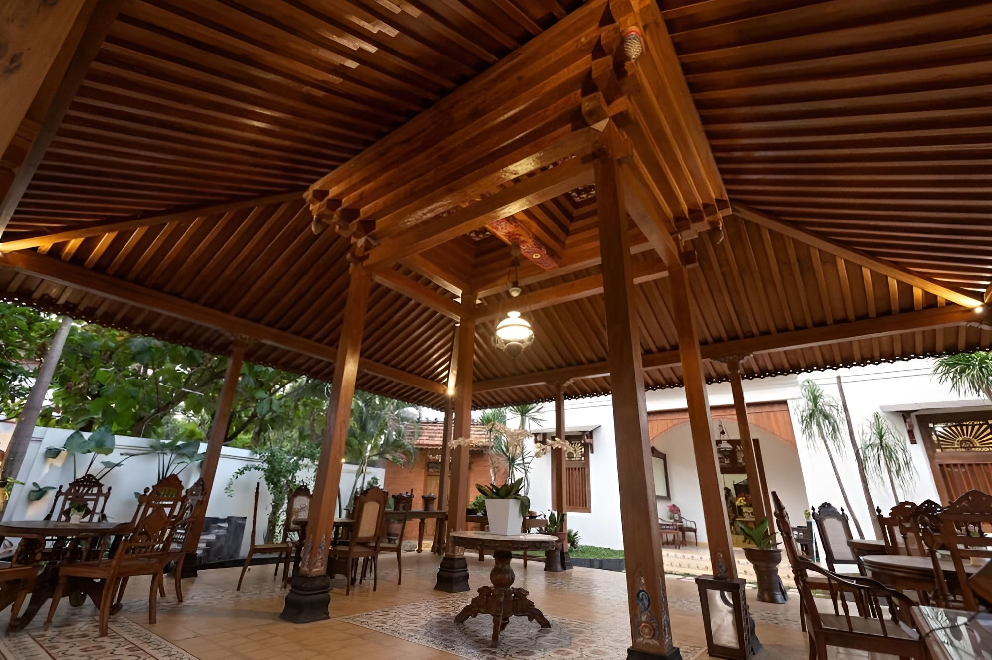 The Mangkoro by Natt's Hospitality view 2