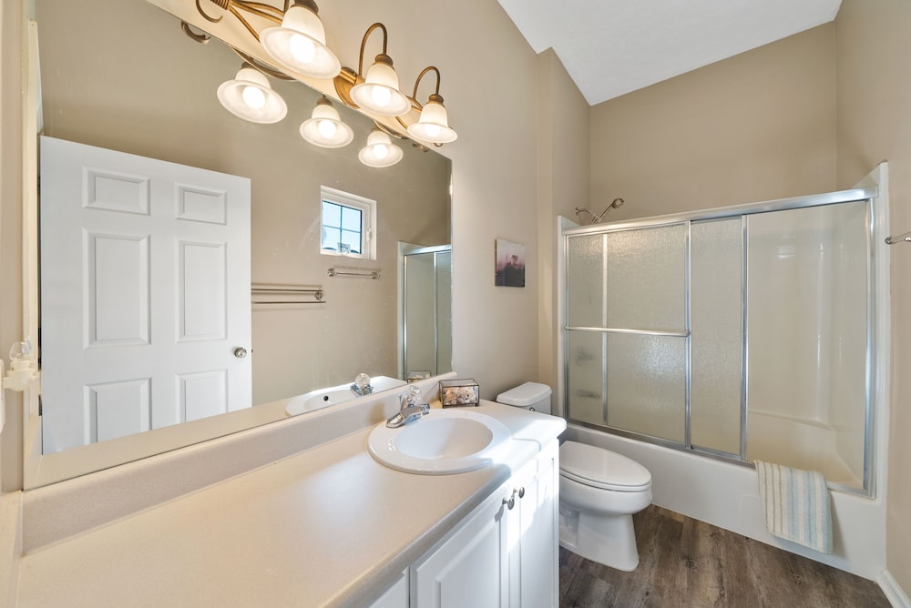 Blue Palm 3 Bedroom Home