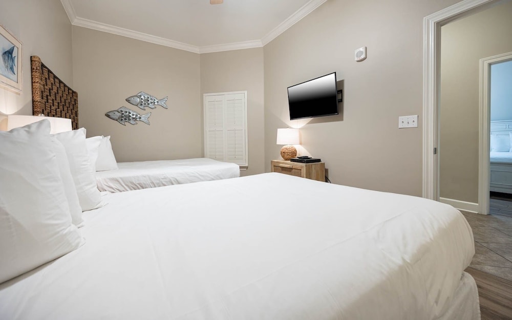 Phoenix West 308 3 Bedroom Condo