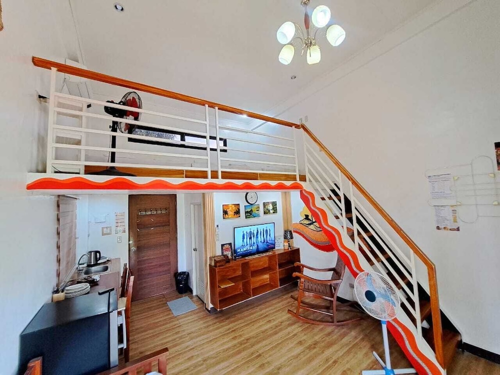 Govantes Guesthouse Loft Units
