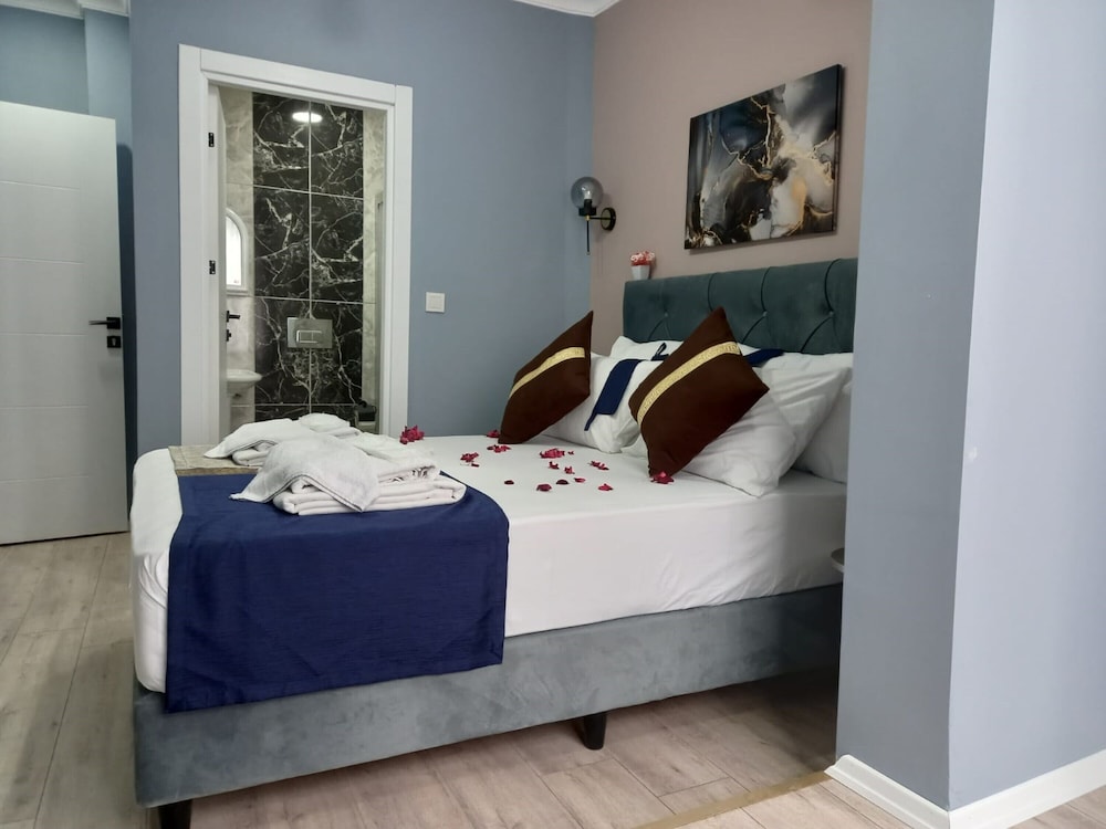 Emirhan Inn Apartment & Suites - Image 36