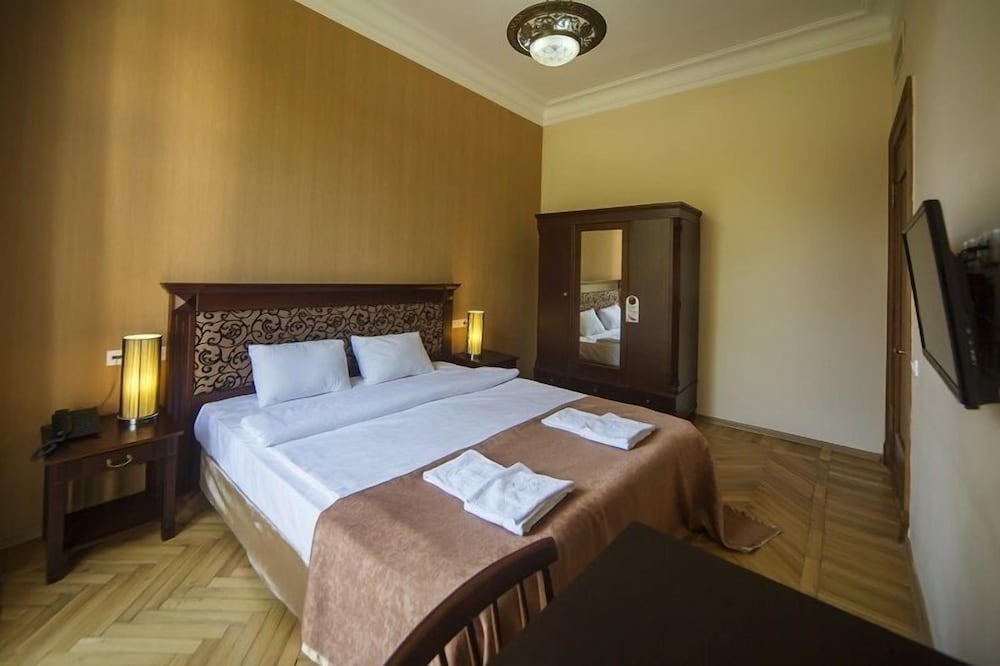 Legends Tskaltubo Spa Resort 4