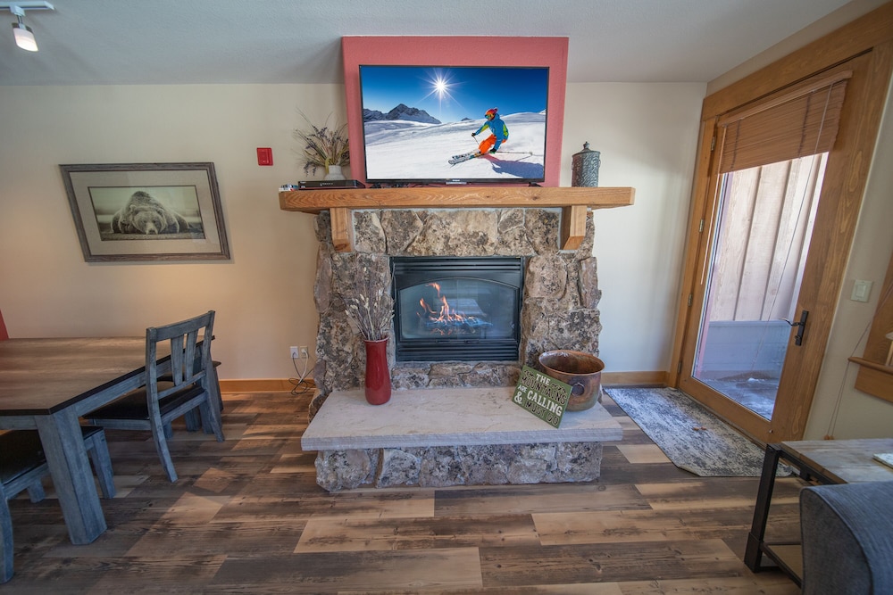Elk Run Villas 9574