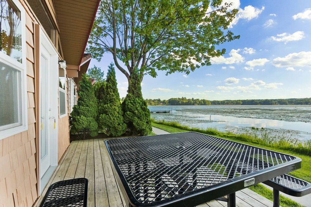 Edinboro Lake Resort Cabins