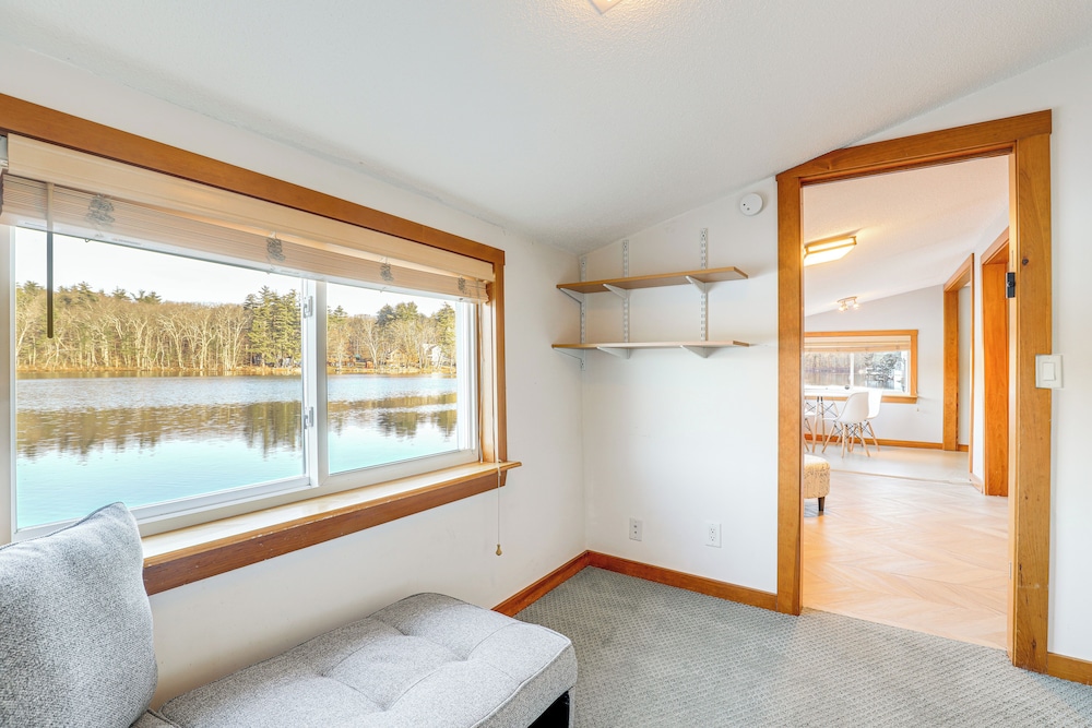 Lakefront Salem Retreat - Fish, Swim, Kayak & More