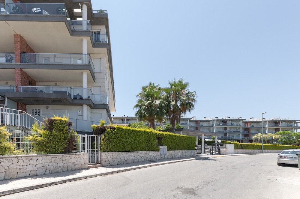 Esplendor in Oliva With 1 Bedrooms and 1 Bathrooms view 4