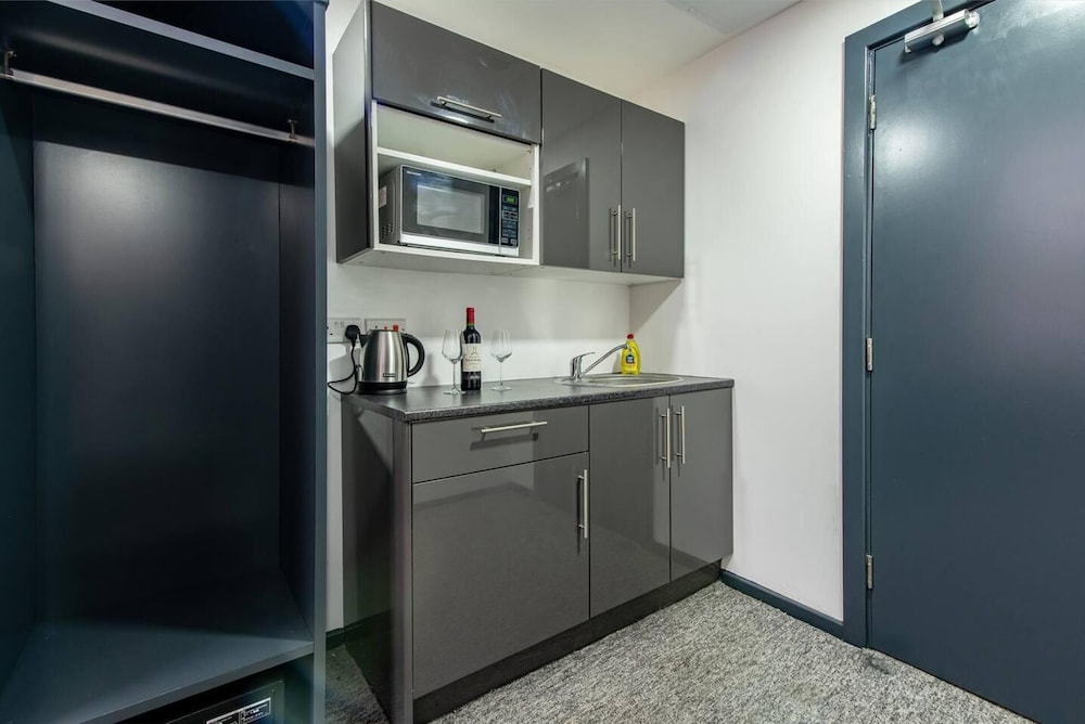 Stylish 1-bed Studio - Heart of Nottingham view 5