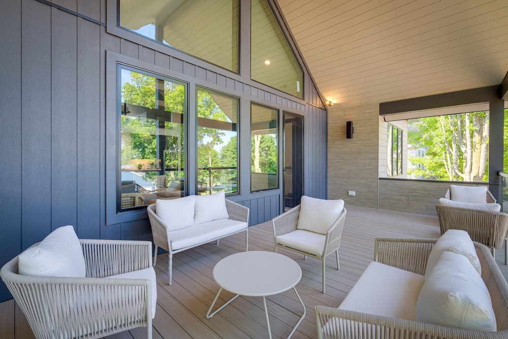 Spacious Michigan Home  6 Mi to Boyne Mountain! - Property Image 19