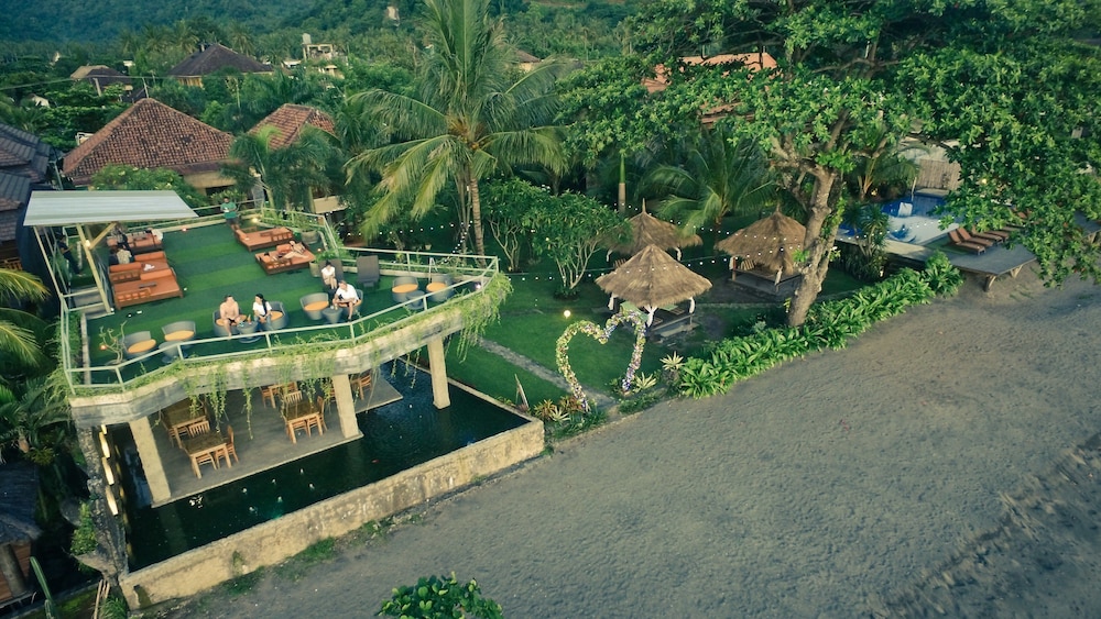 Sunsethouse Lombok