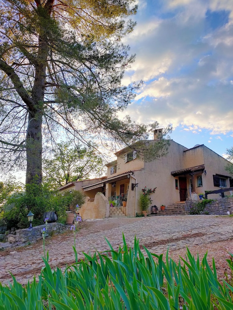 Villa Les Chariotins